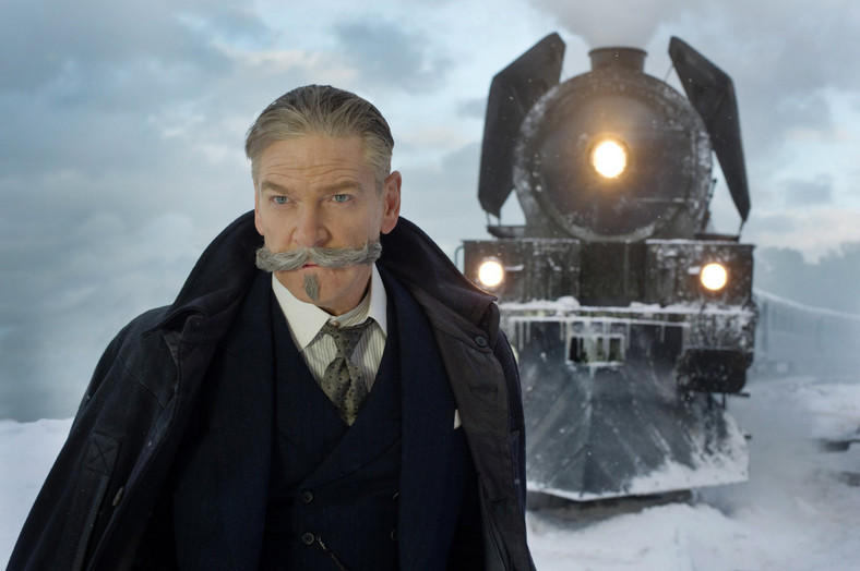 Kenneth Branagh w filmie "Morderstwo w Orient Expressie"