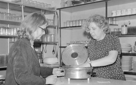 quiz-wiedzy-o-zyciu-w-czasach-prl-1010-zdobeda-nieliczni-mlodzi-nie-maja-szans