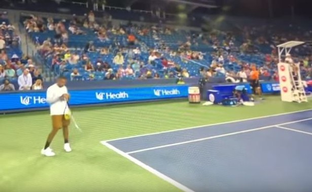 Nick Kyrgios znów narozrabiał. Grożą mu poważne konsekwencje [WIDEO]