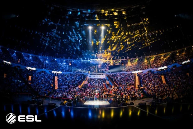 ESL Polska stał się dla wielu w Polsce synonimem esportu. To nasz krajowy oddział organizacji, która bez cienia wątpliwości zrewolucjonizowała wizerunek i rozwój sportów elektronicznych na świecie.