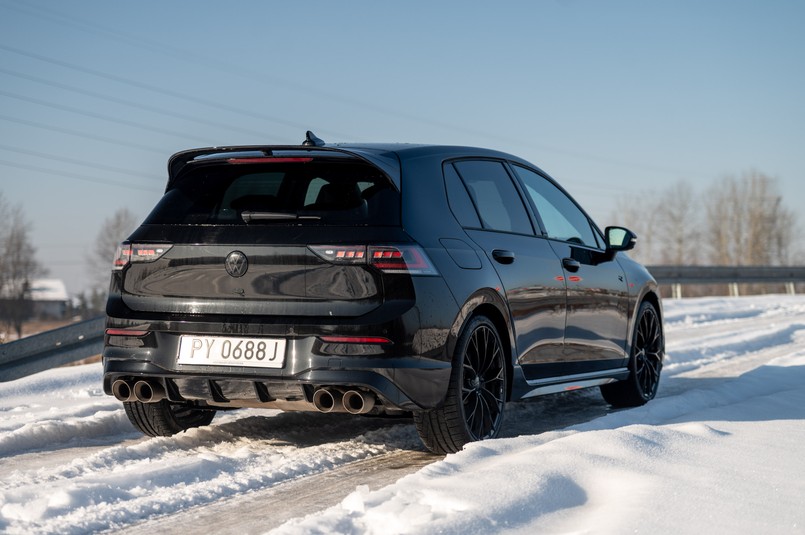 Volkswagen Golf R Black Edition