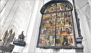 Proboszcz Bazyliki Mariackiej w Gdańsku zabytków dotknąć nie da