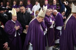 biskupi wydali decyzję ws. drugiego dnia świąt bożego narodzenia. obowiązuje wszystkich wiernych