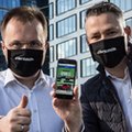 Puste salony aut kontra internet. Kiedy dealerzy notowali straty, polski startup bił rekordy