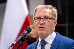 Latos: W komisji zdrowia wszystkie ugrupowania, poza Konfederacją, są zgodne co do szczepień