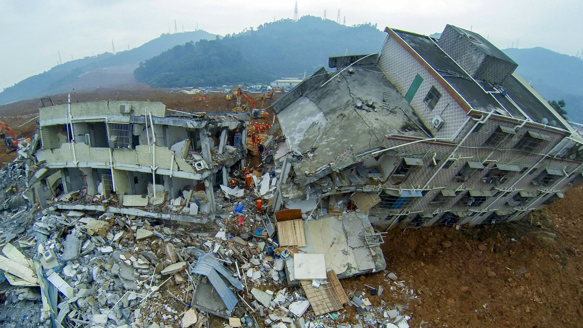 Chiny: 81 osób zaginionych po osunięciu ziemi