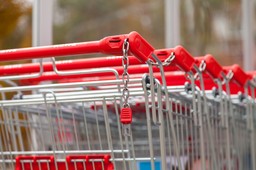 ponad tysiac kontroli pip w sieciach handlowych. skala naruszeń przeraż gov