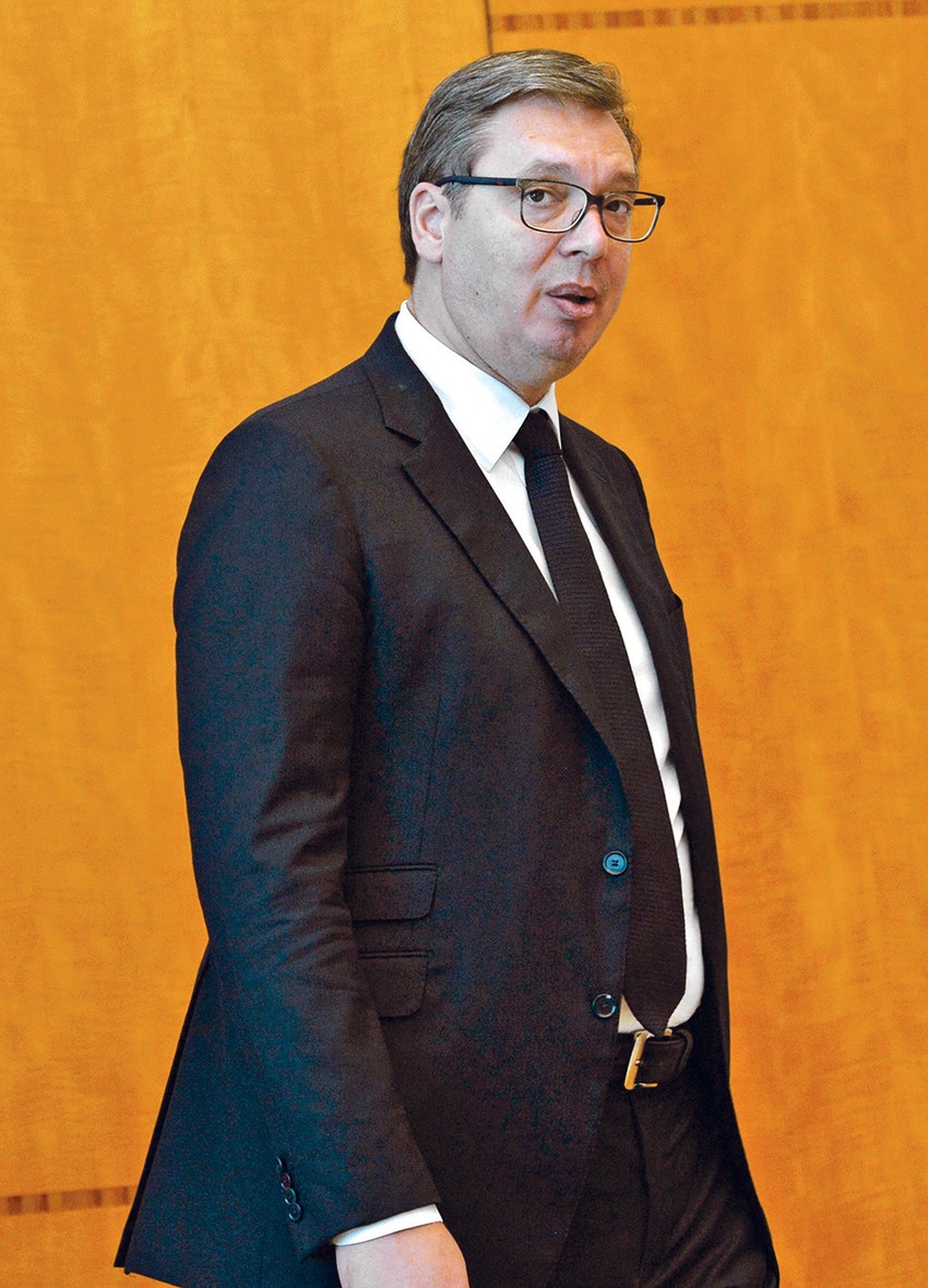 Bilo je mnogo korupcije i mnogi su loše ili uopšte nisu radili. Zbog toga ću preporučiti znatnije promene nego što se očekuje, a to će se moći videti narednih dana - rekao je Vučić