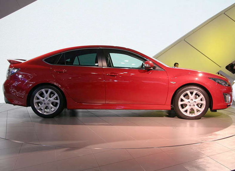 Tokio Motor Show 2007: Mazda Atenza – usportowiona szóstka dla rynku japońskiego
