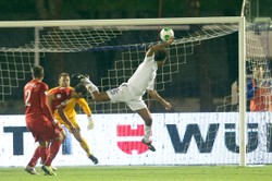 Alessandro Della Valle woli jednak być sprzedawcą niż grać w Polonii