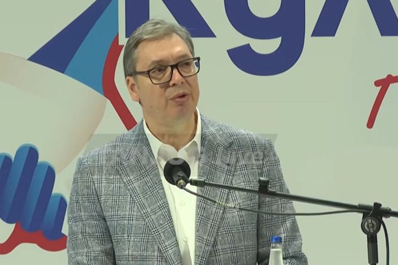 "SVE ZEMLJE TREBA DA SE SPREME ZA VELIKE ŠOKOVE" Vučić sa skupa u Sivcu: "Živimo u vreme i eri gde je nemoguće bilo šta predvideti"