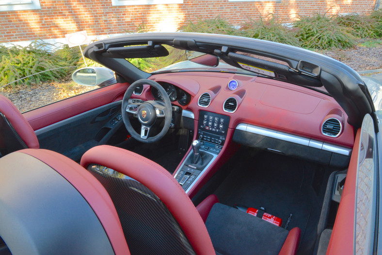 Porsche 718 Spyder