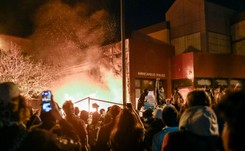 Aresztowano policjanta oskarżonego o zabicie George'a Floyda