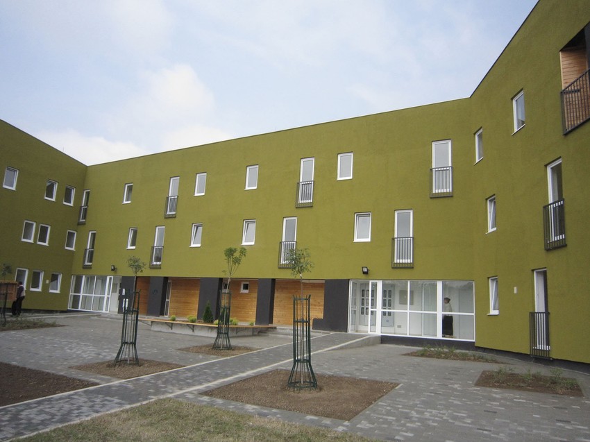 Priznanje „Arhitektura“ – Objekat socijalnog stanovanja u zaštićenim uslovima, Sremska Mitrovica, Mina Obradović i Ivan Obradović