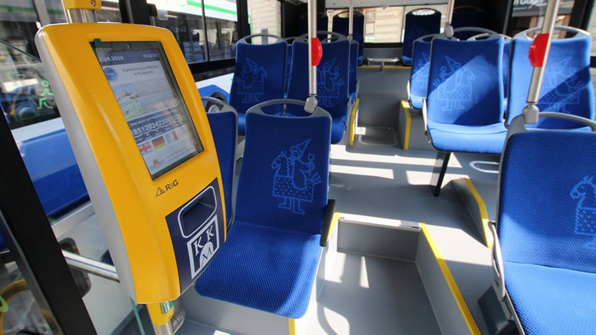 We wtorek podczas Międzynarodowych Targów Transportu Zbiorowego TransExpo w Kielcach, przedstawiciele MPK SA i firmy Solaris Bus &amp; Coach SA podpisali umowę na dostawę 20 nowych elektrycznych autobusów do Krakowa. Bezemisyjne pojazdy zaczną wozić krakowian w połowie 2017 roku.