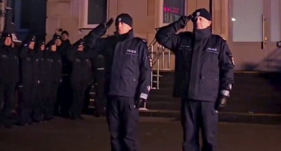 Tak policjanci uczcili tragicznie zmarłych kolegów. Poruszający gest