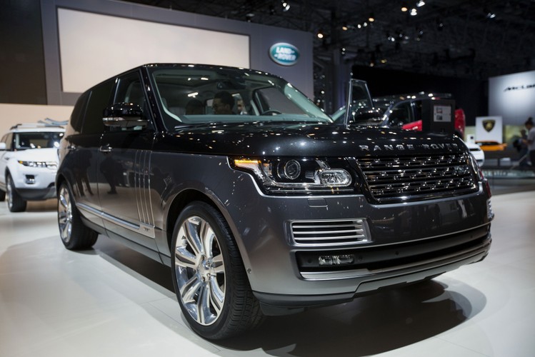 Range Rover Model V8 SUV wyposażony jest 5.0 litrowy silniki.

<br><br>Fotograf: Michael Nagle / Bloomberg