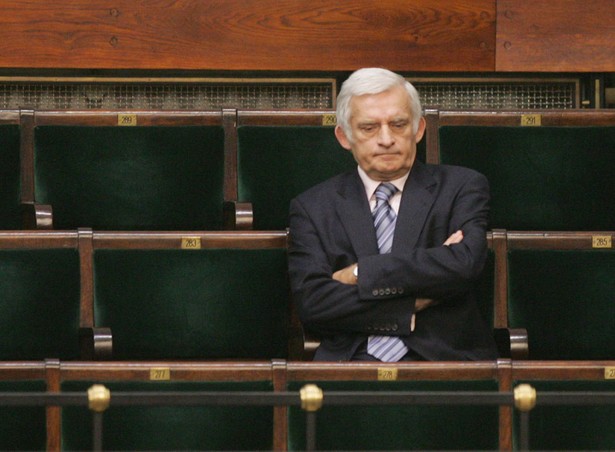 Buzek na prezydenta? PO tego nie chce