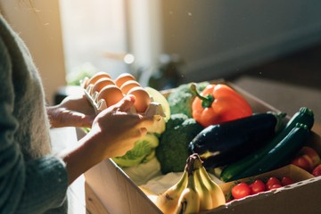 Egészséges élelmiszerek, pálinka - ezt veszik magyarok online nyáron