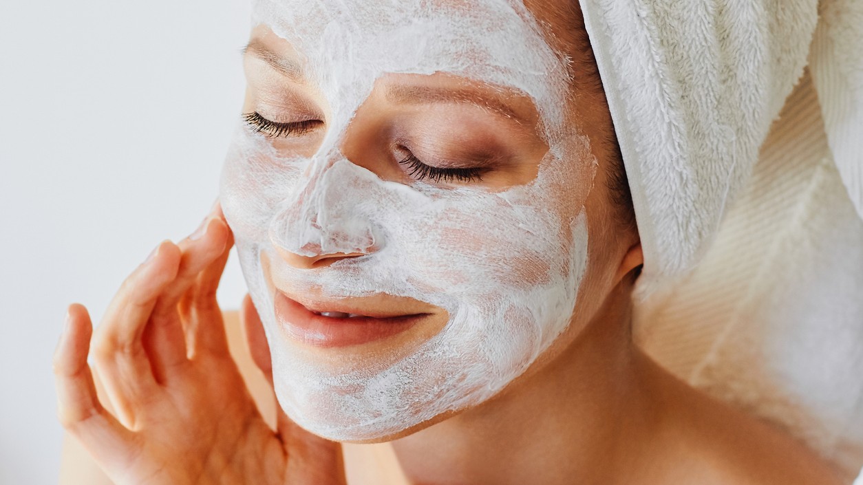 Správne zvolený beauty trend by mal prinášať relax a zvýrazniť prirodzenosť.