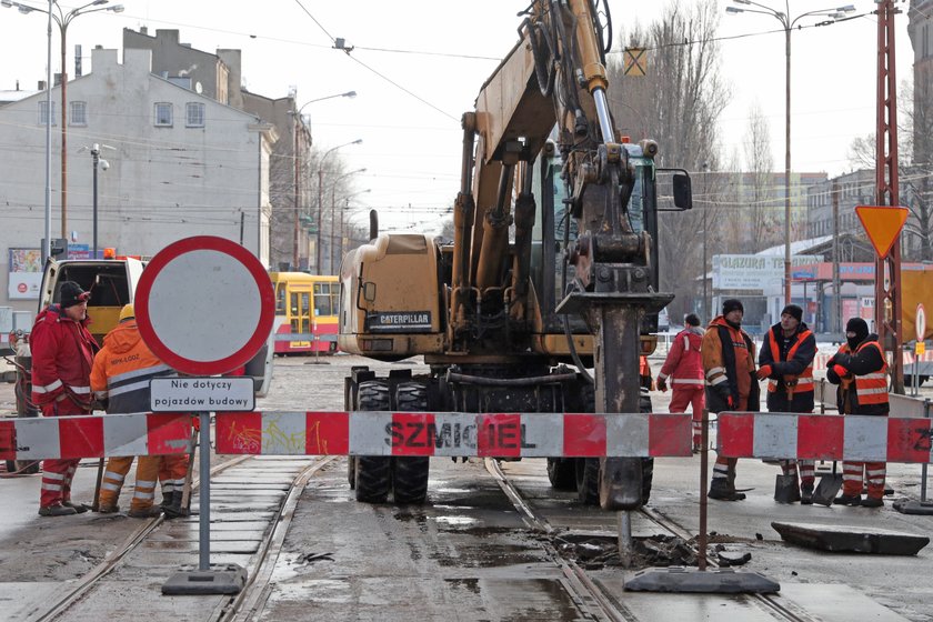 Remont torów na Przybyszewskiego