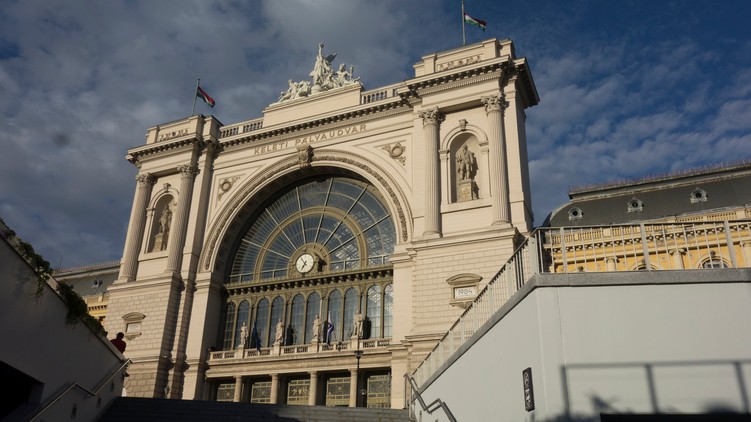keleti pályaudvar, baleset, szívinfakrtus, infarktus