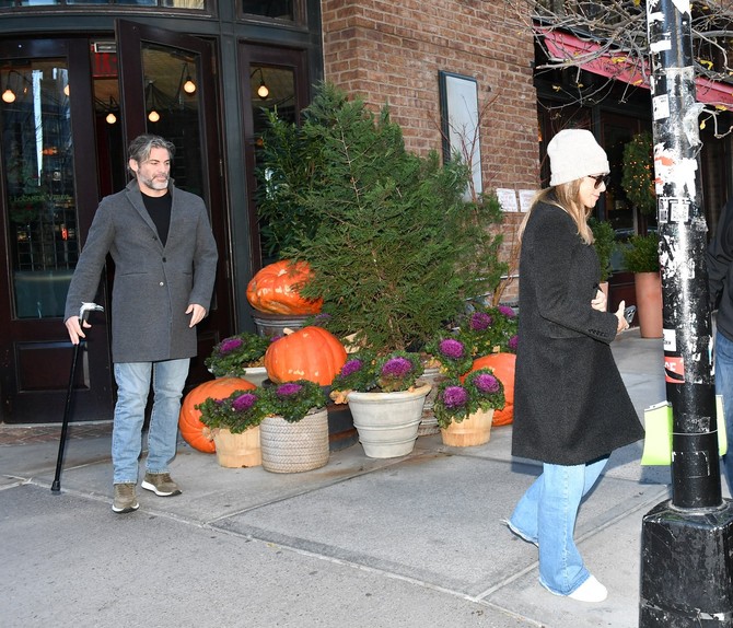 Dženifer Aniston i Džim Kertis