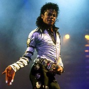 29889_michaeljackson-d00026865b849675566a6