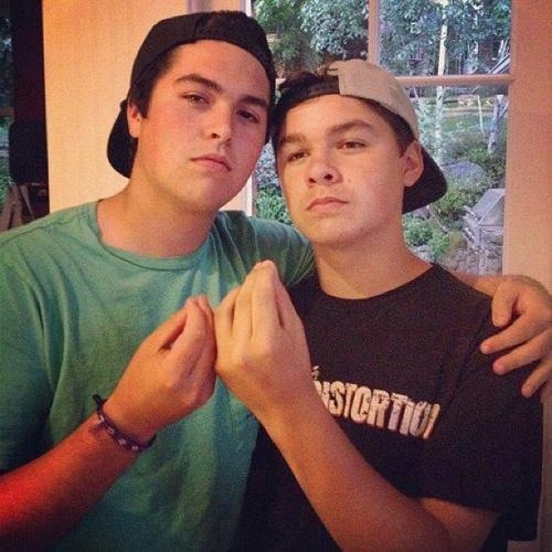 Jakob Danger ze starszym bratem