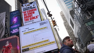 Gry towarzyskie z drapieżnikiem