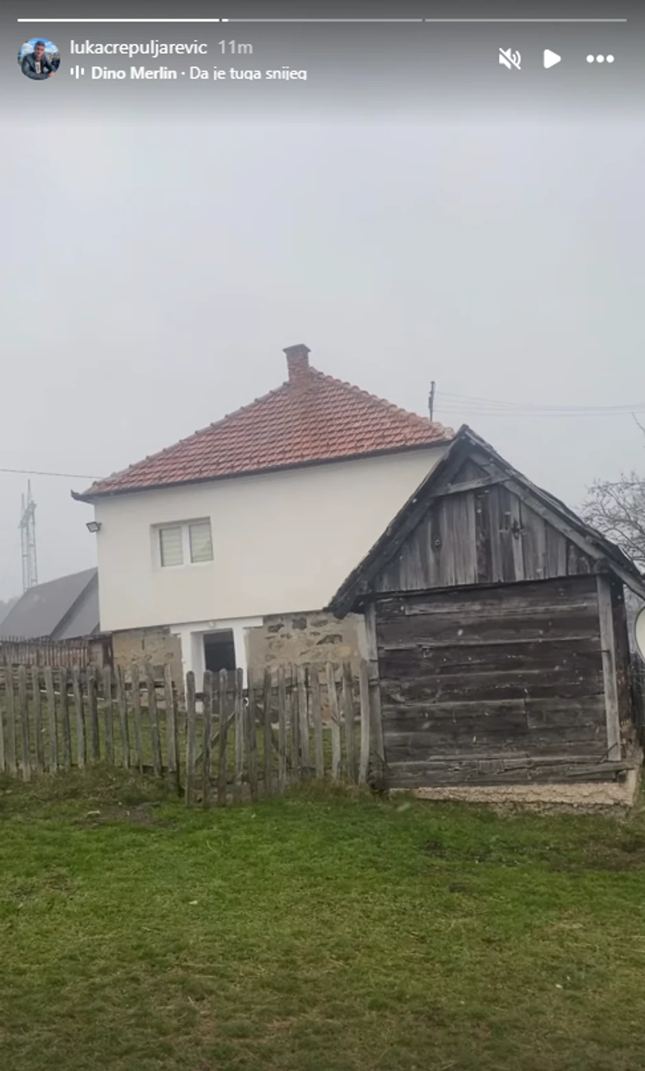 Počeo sneg u selu u kojem živi Luka Crepuljarević