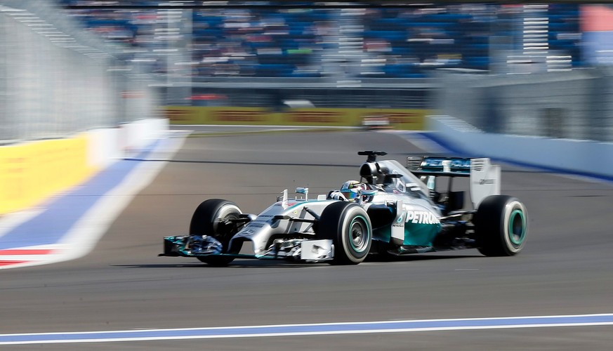 Kierowcy Formuły 1 trenują na torze w Soczi