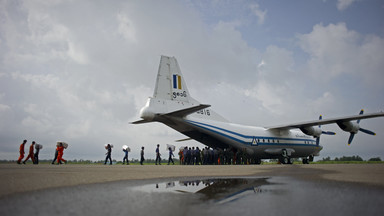 Birma: na morzu znaleziono wrak samolotu i ciała kilku ofiar
