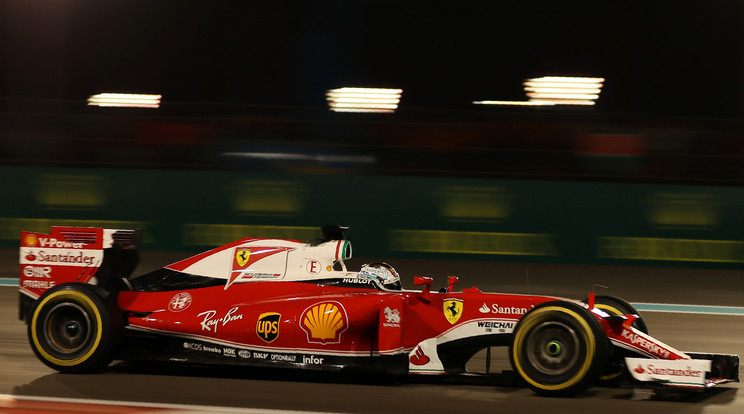 Vettel összetörte a Ferrariját /Fotó: AFP