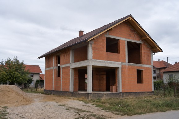 Otišao u Nemačku, pa se posvađao sa bratom koji je ostao na 