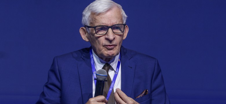 Co zrobić, by polskie firmy były bardziej konkurencyjne w Europie i na świecie? Recepta Buzka
