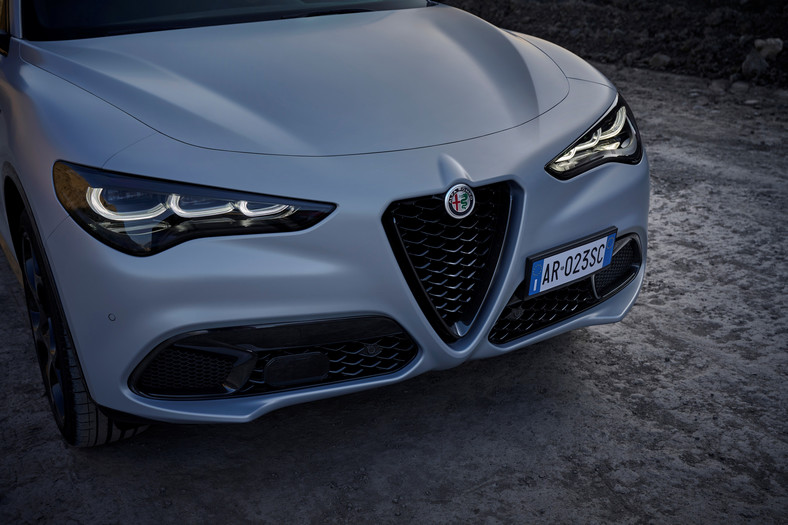 Alfa Romeo Stelvio (po modernizacji; model na 2023 r.)