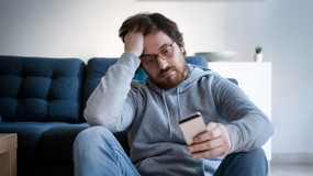 ZUS może odstąpić od żądania zwrotu nienależnie pobranego zasiłku