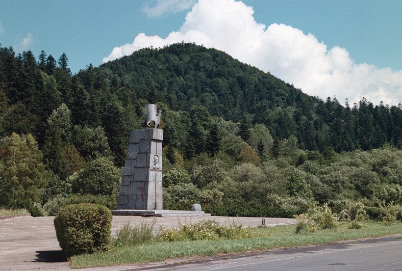 Pomnik gen. Karola Świerczewskiego w Jabłonkach