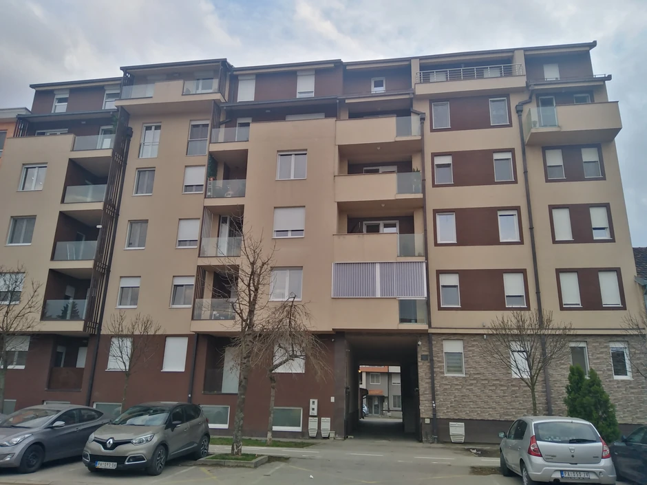 Zgrada u kojoj se nalazi njegov stan