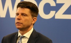 Nowoczesna atakuje PiS po nocnych zmianach w RIO: To skok na samorządy