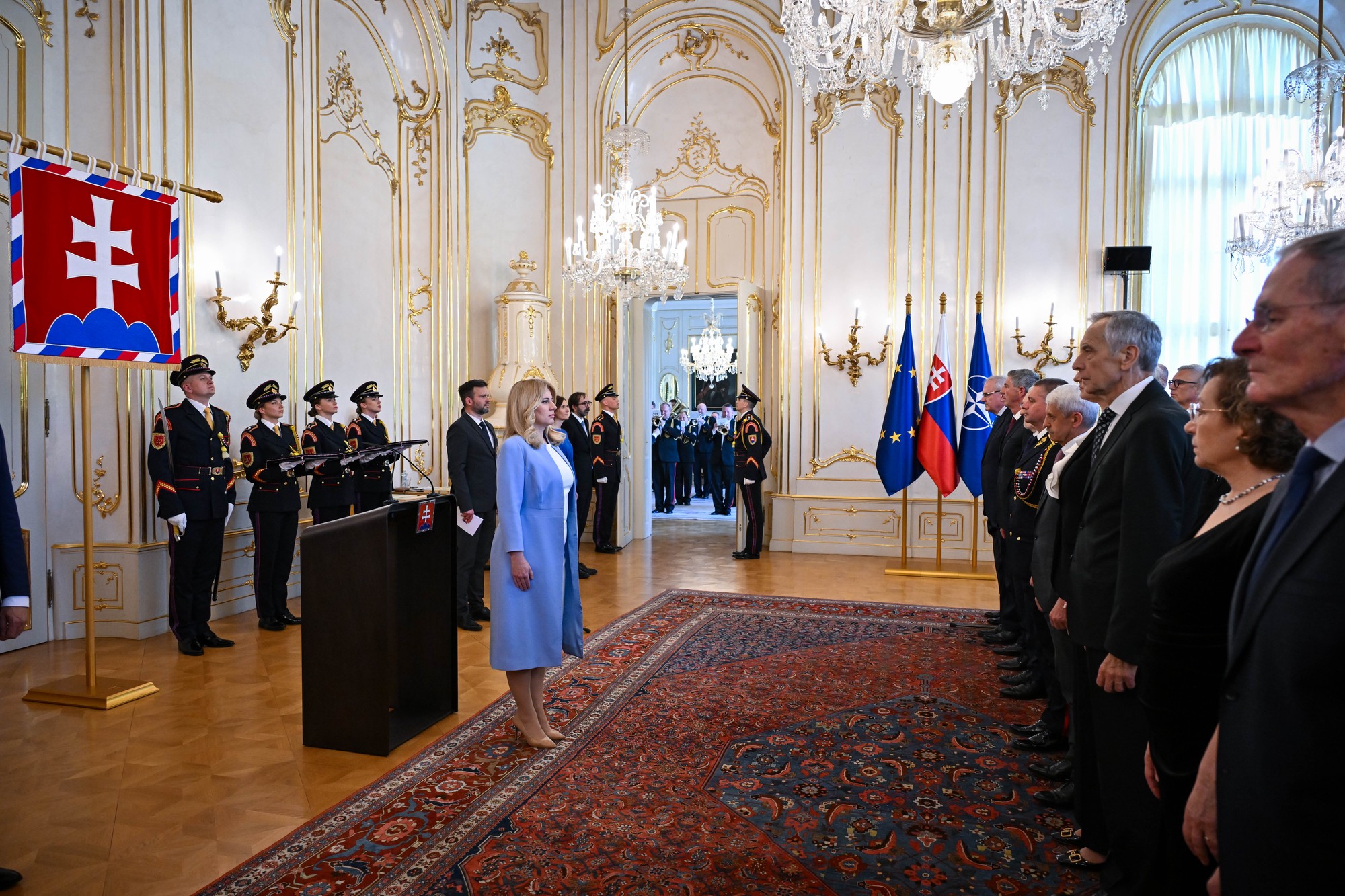 Prezidentka SR Zuzana Čaputová odovzdala na slávnostnom podujatí ďakovné medaily.