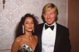 Robert Redford zaveo PRELEPU SONJU koju zna CELA SRBIJA! Oženio se sa 300 DOLARA U DŽEPU, u kolima koja je POZAJMIO, razveo se kad je postalo neizbežno, pa se zaljubio u ženu koja NIJE ZNALA KO JE ON