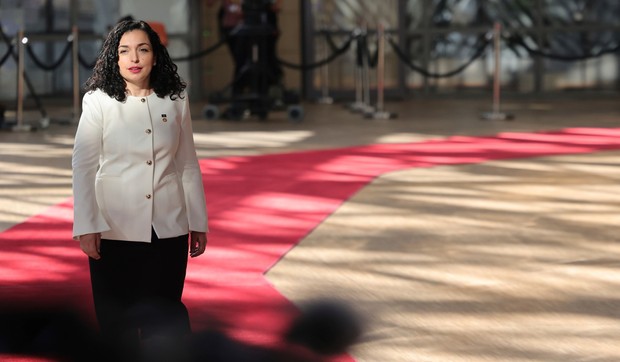 Vjosa Osmani