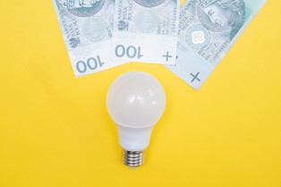 Rewolucja na rynku energii: Czy to koniec węgla i wysokich rachunków? Rząd ujawnia ambitny plan do 2040 roku