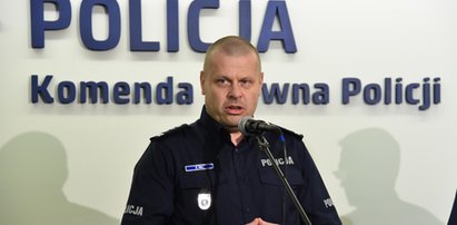 Były komendant policji z dziesięcioma zarzutami