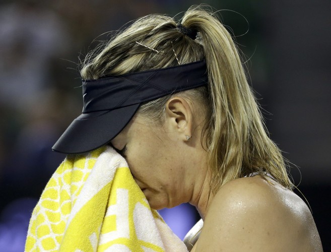 Piękna Maria okazała się oszustką. Szarapowa czeka na wymiar kary