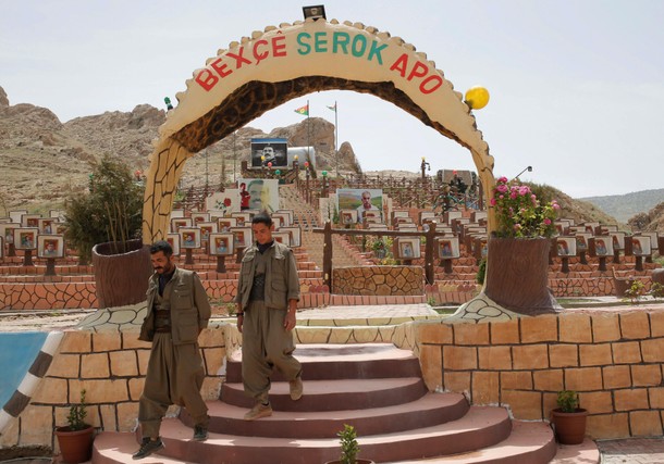 The Wider Image: On patrol with the Sinjar Resistance Units