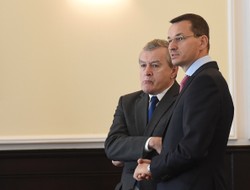 Gliński: Morawiecki jest czarodziejem w sprawach ekonomicznych