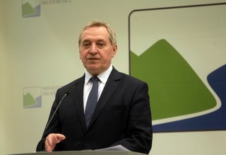 Kowalczyk: Inspekcja środowiska w 2019 r. ma otrzymać ponad 100 mln zł